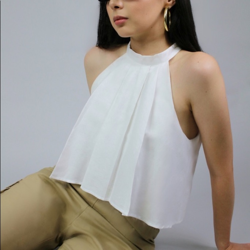 White pleated crop top